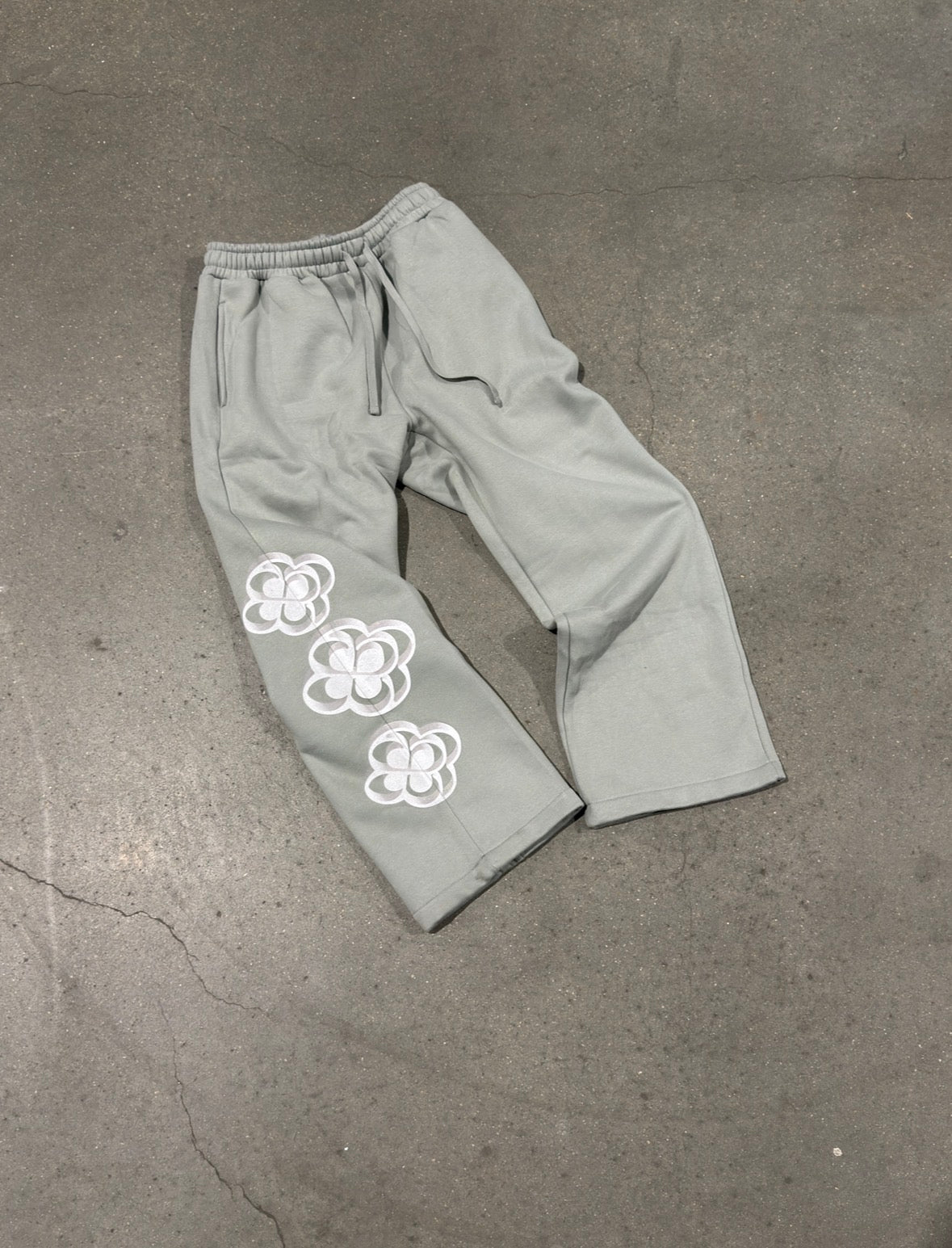 “CLOVER” SWEATPANTS
